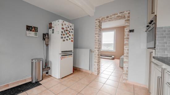 Chaussée de Tongres - 100 - - 4540