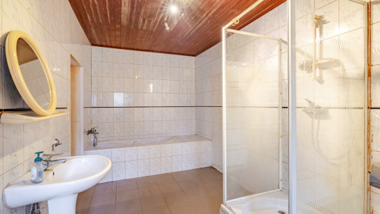 Hoogstraat - 72 - - 9960