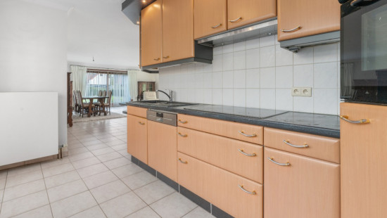 Weidestraat - 8 - - 9200