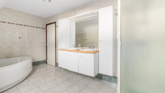 Weidestraat - 8 - - 9200