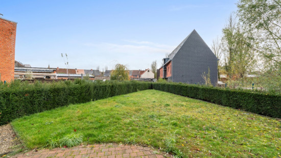 Weidestraat - 8 - - 9200