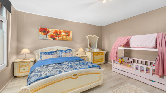 Uebergdreef - 18 - - 9160