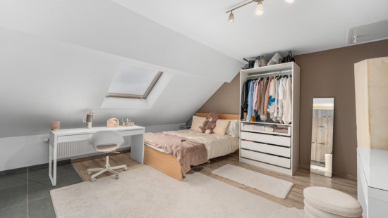 Uebergdreef - 18 - - 9160