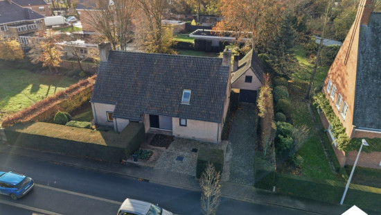 Burgemeester Deschodtlaan - 6 - - 8970