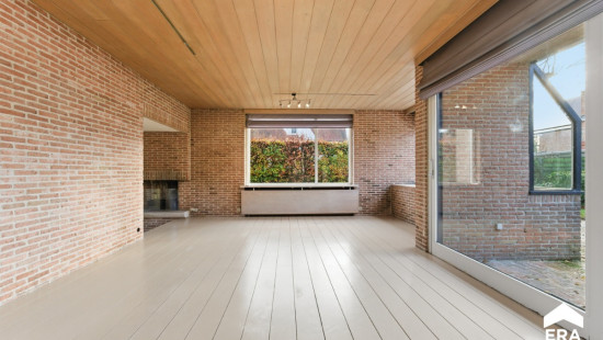 Burgemeester Deschodtlaan - 6 - - 8970