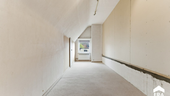 Burgemeester Deschodtlaan - 6 - - 8970