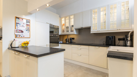 Thomas van Loostraat - 45 - - 8400