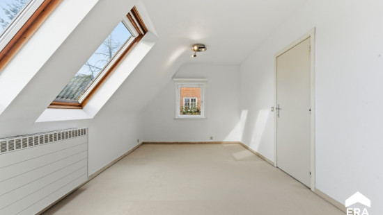 Burgemeester Deschodtlaan - 6 - - 8970