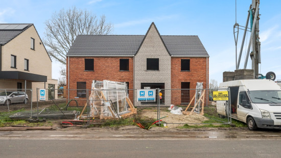 Arisdonk - 105 - - Lot 3 - 9950