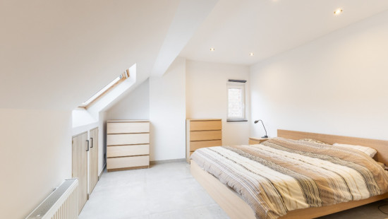 Thomas van Loostraat - 45 - - 8400