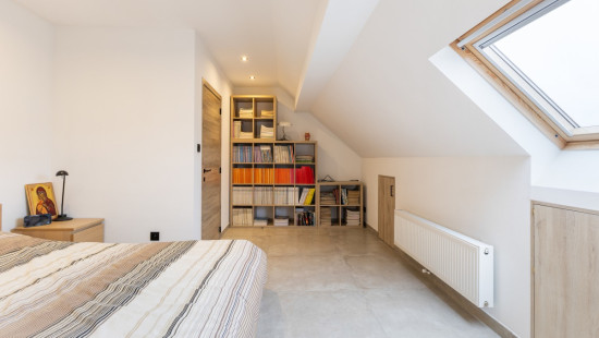 Thomas van Loostraat - 45 - - 8400