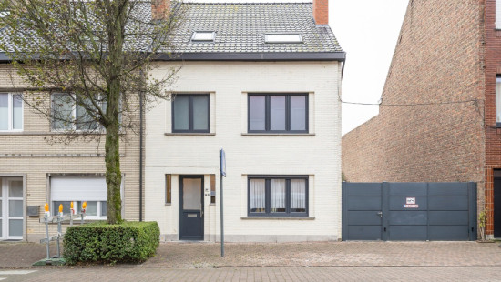 Thomas van Loostraat - 45 - - 8400