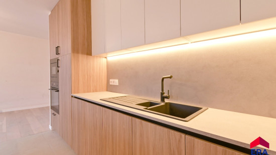 Melkerij - 78 - D - 9900