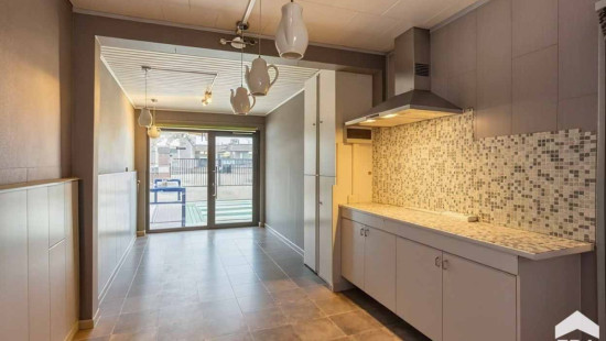 Zonnestraat - 11 - - 9450