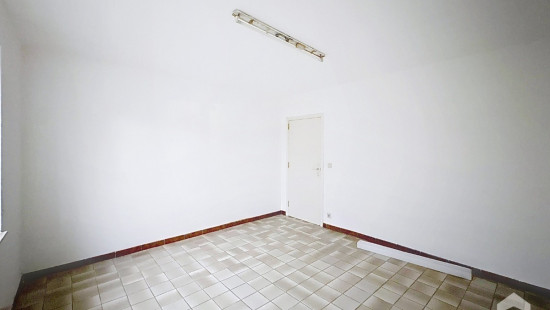 Chaussée de Valenciennes - 74 - 3 - 7800