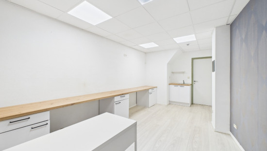 Rue Saint-Laurent - 8 - - 6900