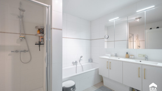 Rijn - 18 - 1 - 2440