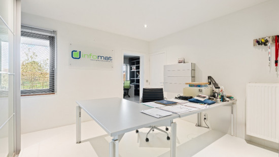 Zwaluwstraat - 72 - - 1840