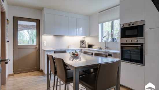 Nielstraat - 39 - - 3890