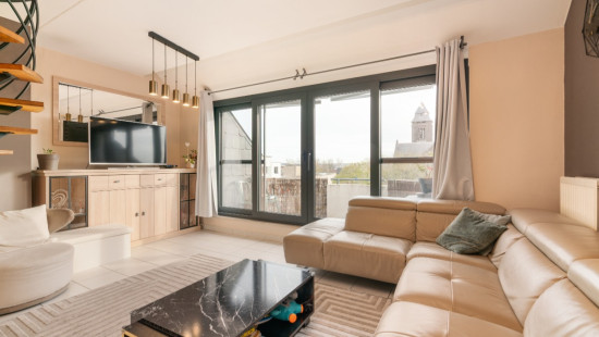 Place Peter Benoit - 15I - 6 - 1120