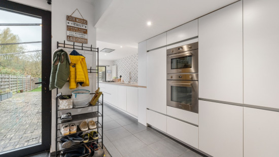 Vondelstraat - 83 - - 9280