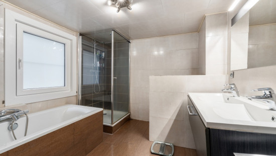 Vondelstraat - 83 - - 9280