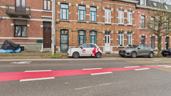 Rue Du Luxembourg - 85-1 - - 6900