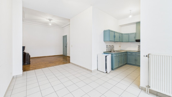 Rue Du Luxembourg - 85-1 - - 6900