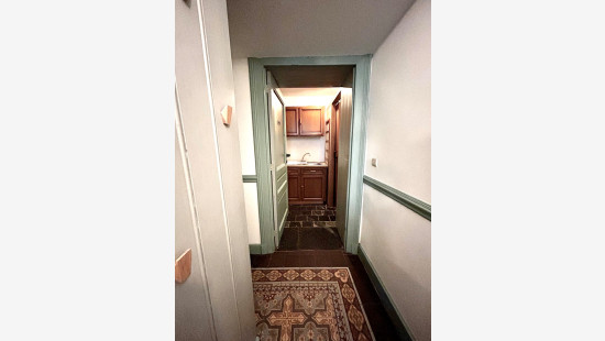 Rue Du Luxembourg - 85-REZ - - 6900