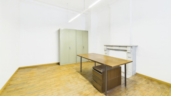 Rue Du Luxembourg - 85-REZ - - 6900