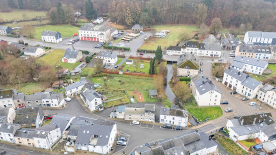 Place Faubourg - 8 - - 6840