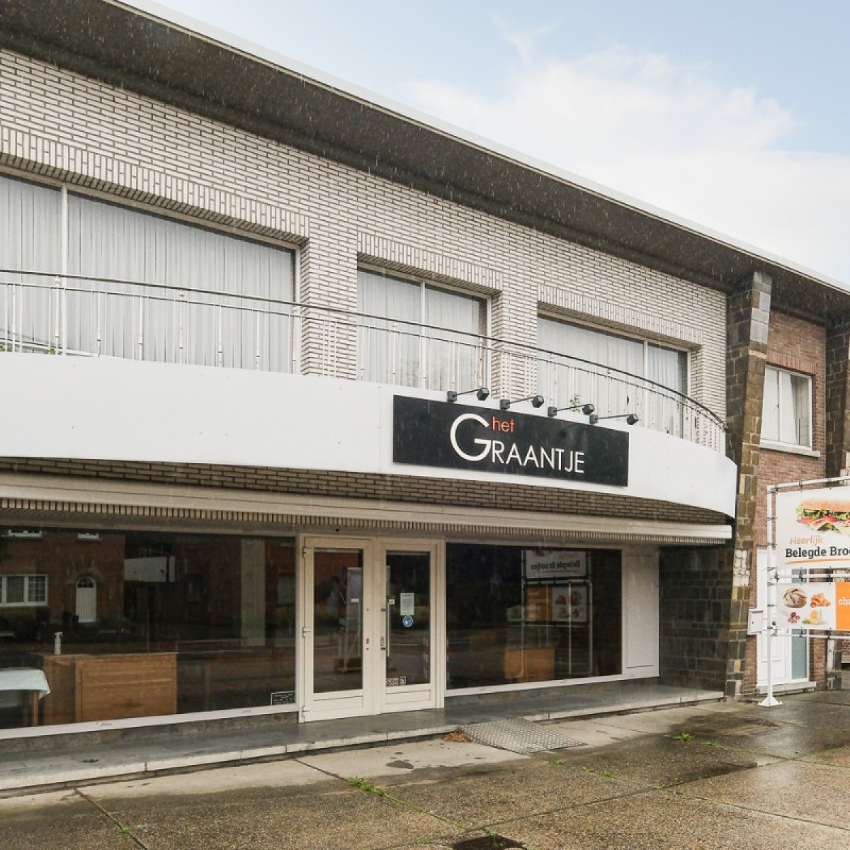 Stationsstraat - 32 - - 3570