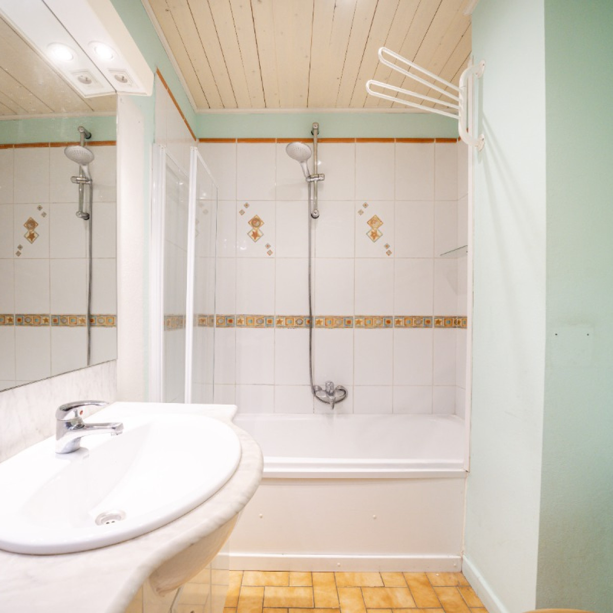 Rue Grand Ry - 11 - - 4860