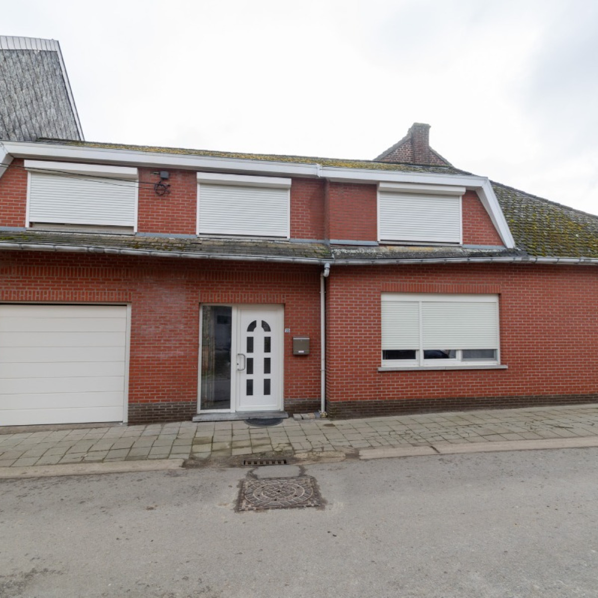 Valleistraat - 23 - - 3320