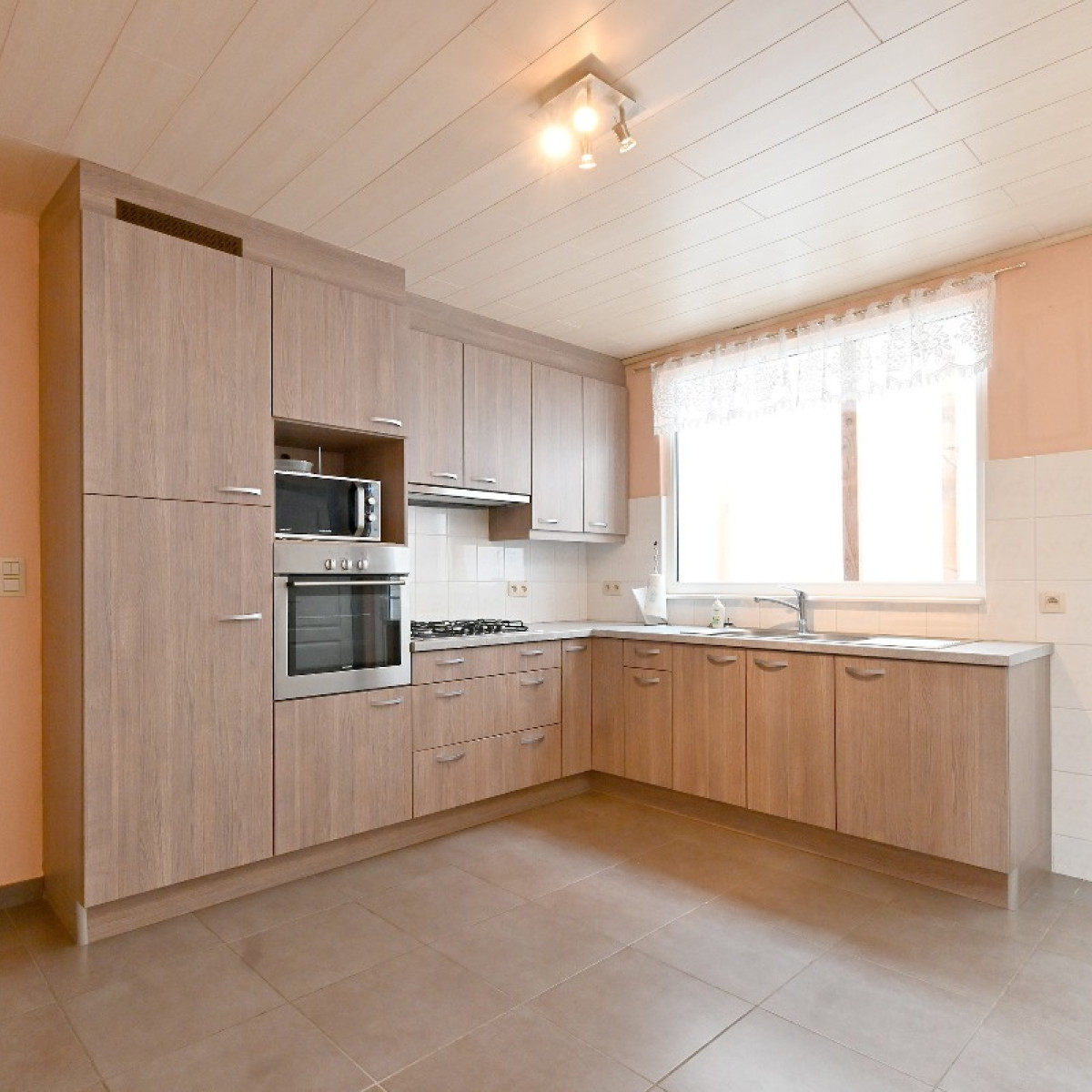 Euerardstraat - 12 - - 9900